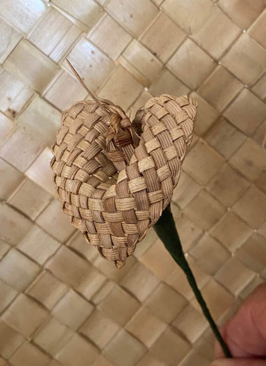 Lauhala Flower Pick